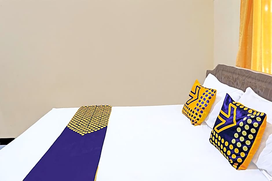 OYO Life 92353 Purnama Syariah Guest House