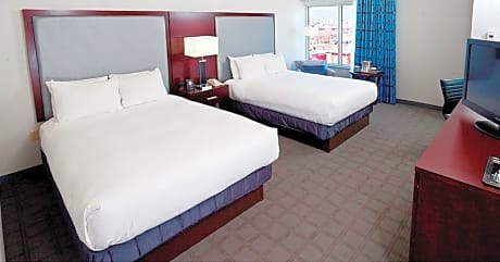 Queen Room with Two Queen Beds - Accessible