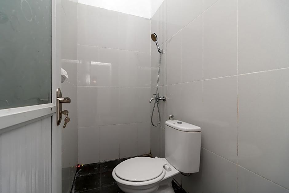 RedDoorz near Tugu Coklat Pesawaran Lampung