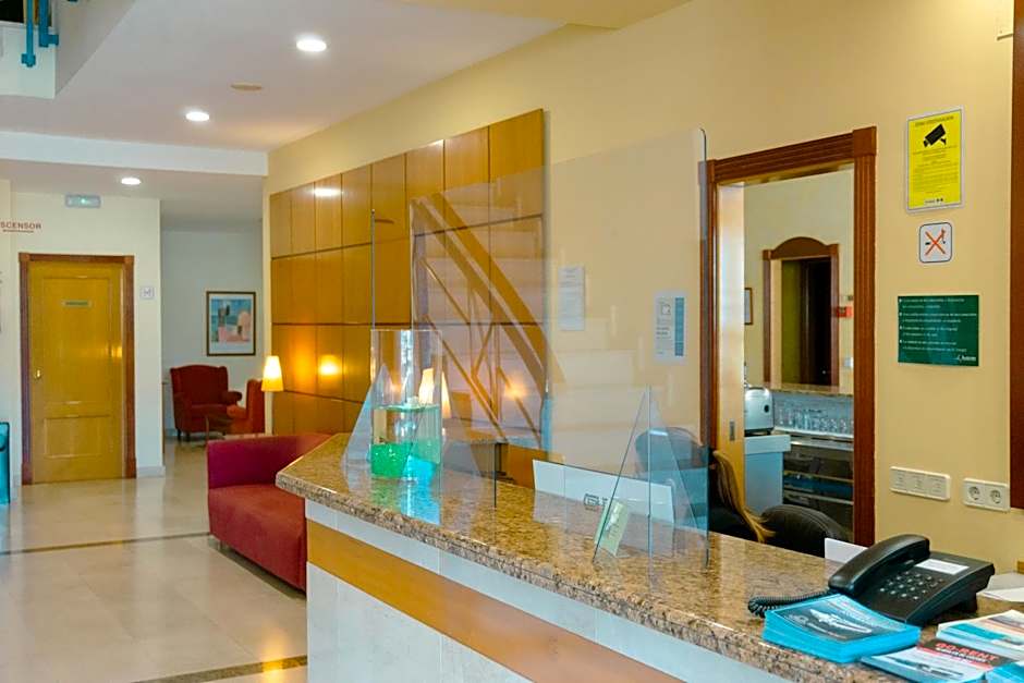 Hotel Atalaya II