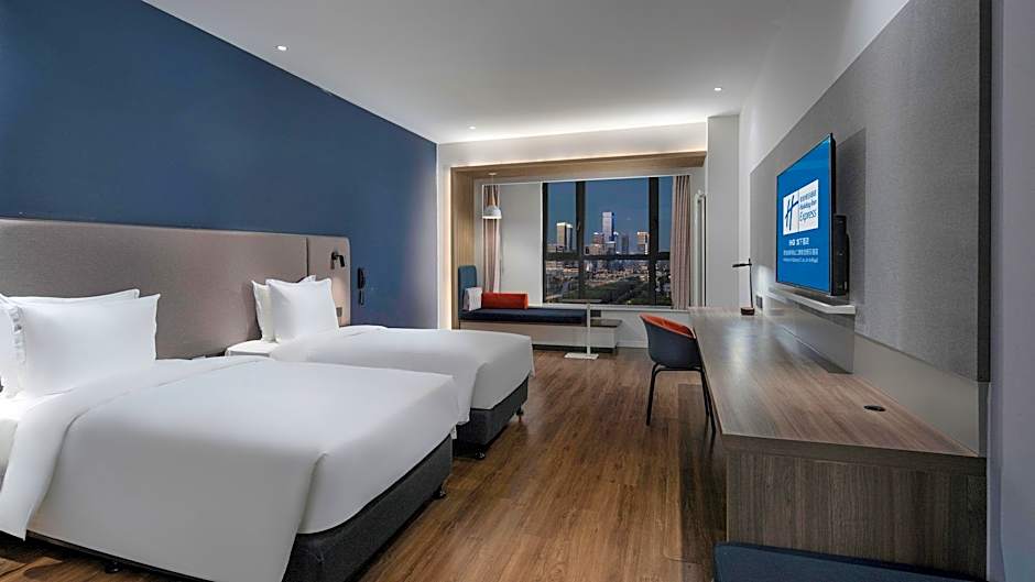 Holiday Inn Express Xian West By IHG