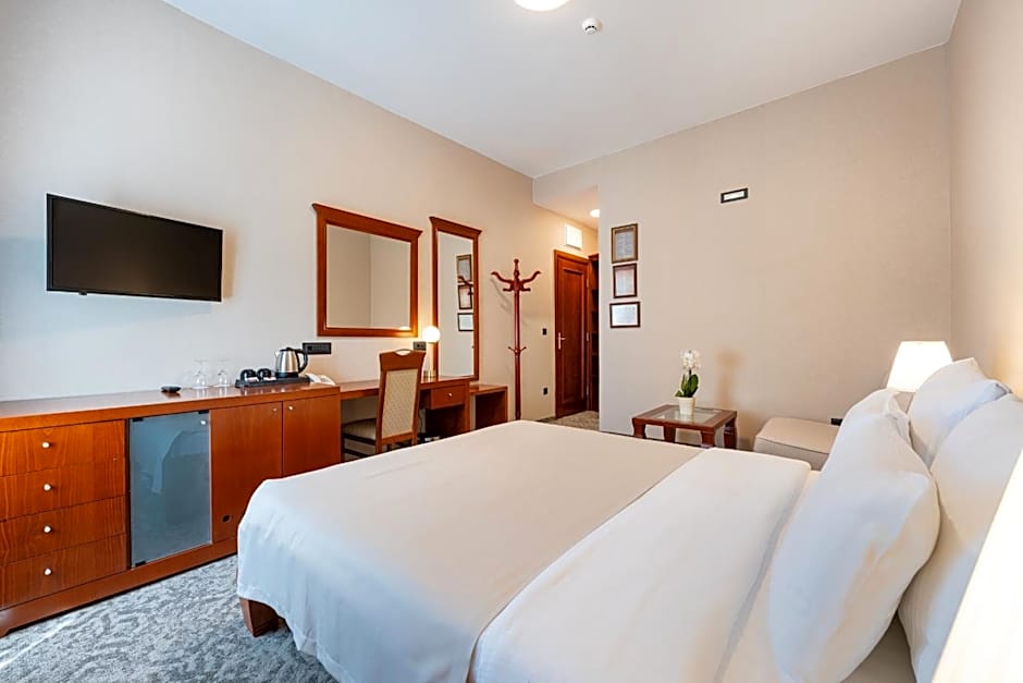 Hotel Montenegrino