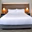 Holiday Inn Express & Suites Omaha - 120th and Maple By IHG