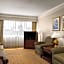 Royal Scot Hotel & Suites, Trademark Collection by Wyndham