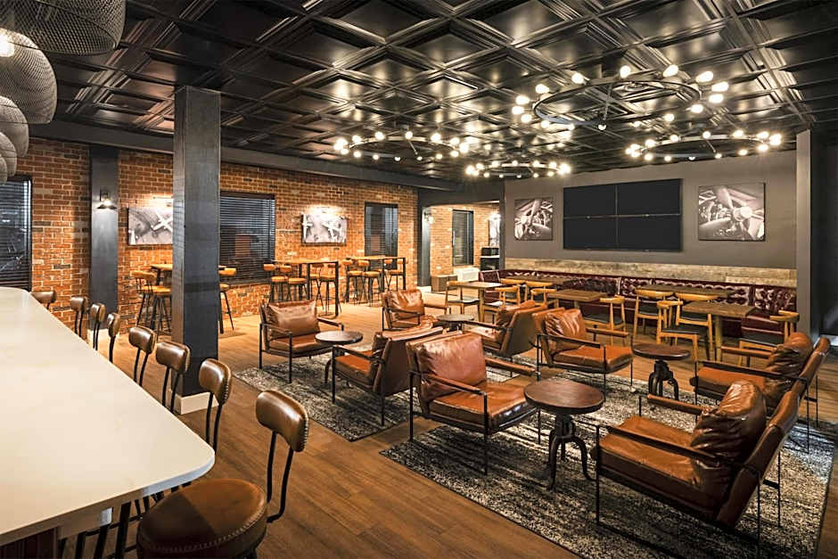 Aiden by Best Western Newark Airport