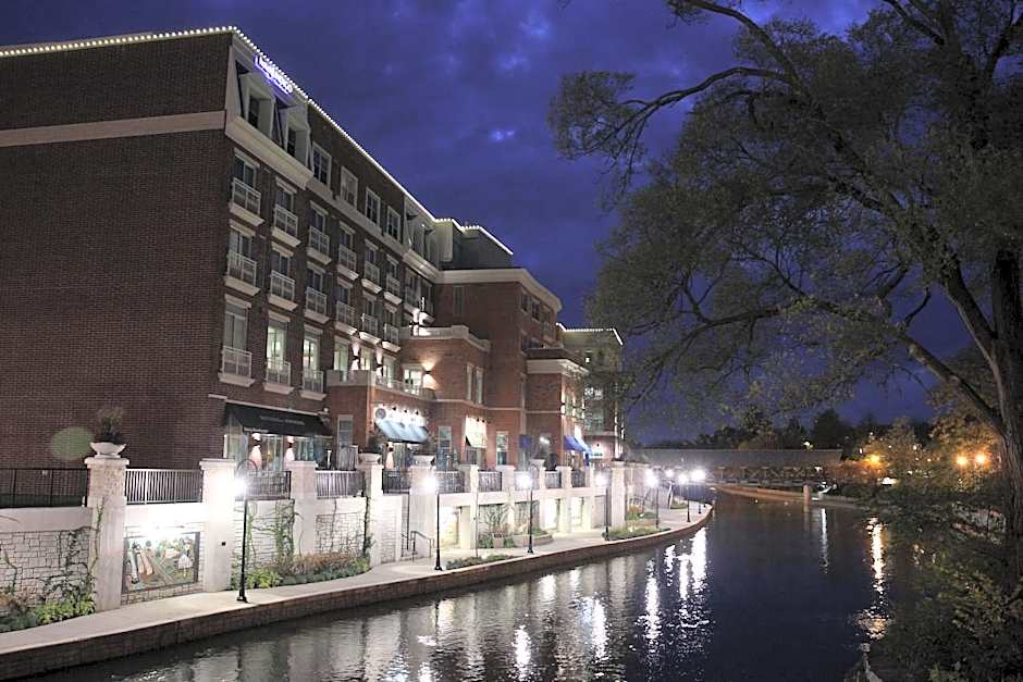 Hotel Indigo Naperville Riverwalk By IHG