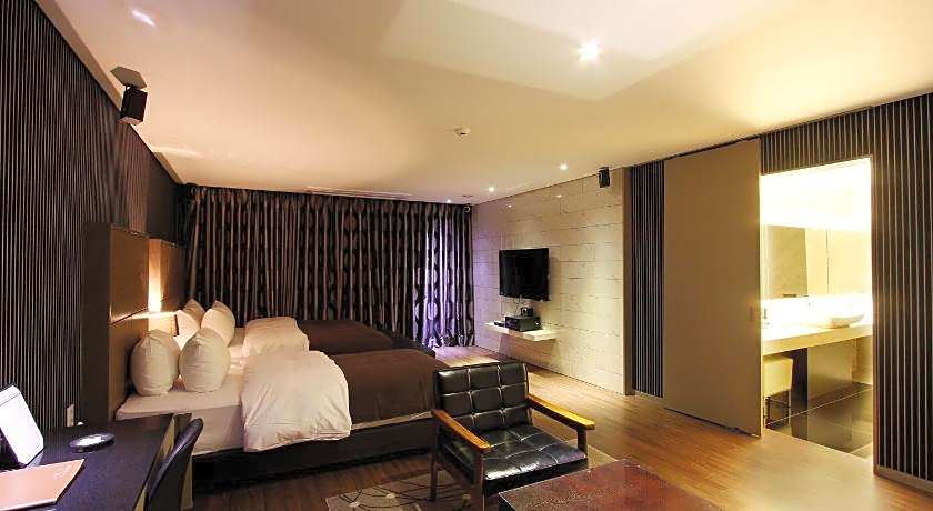 Uijeongbu Latree Hotel