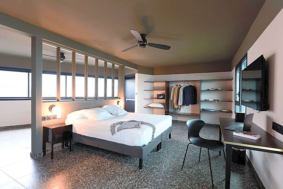 DINA MORGABINE SAINT DENIS