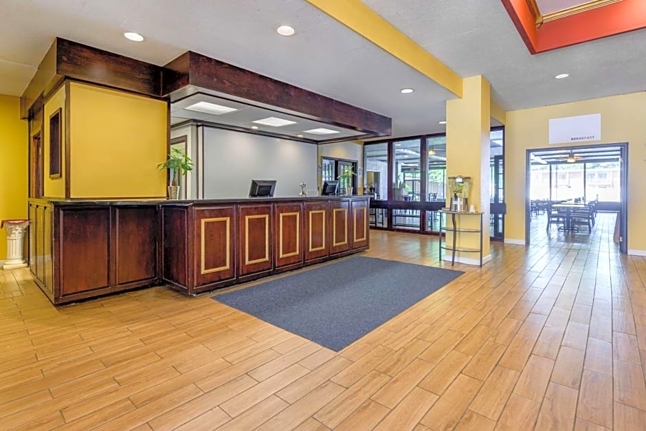Inn at Lebanon - Hershey & Manheim area