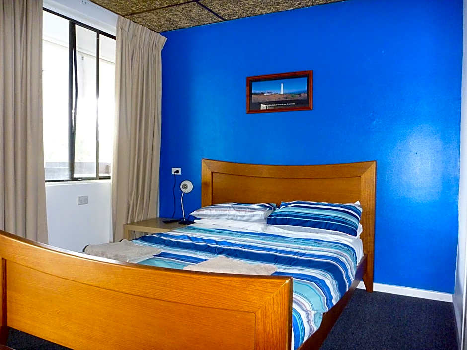 Adelaide Travellers Inn Backpackers Hostel
