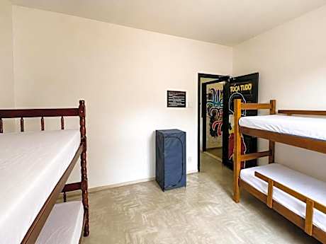 6-Bed Mixed Dormitory Room