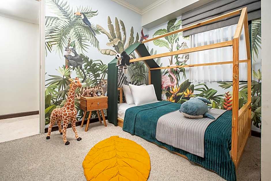 Photo 1 of 6 of Family Suite