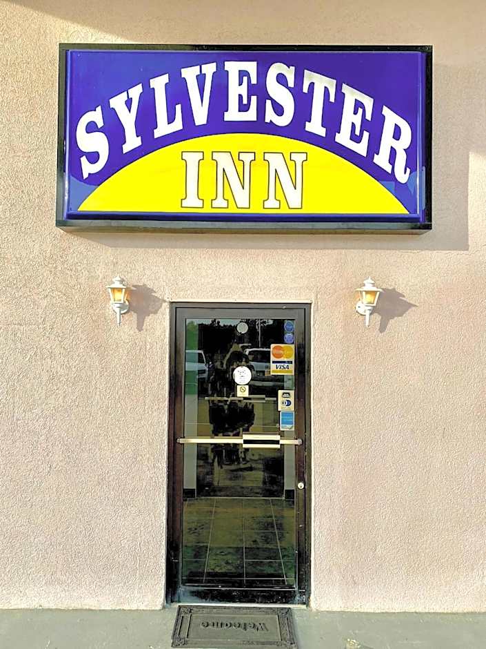 Sylvester Inn