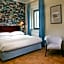 Charles Bridge Rooms & Suites by SIVEK HOTELS