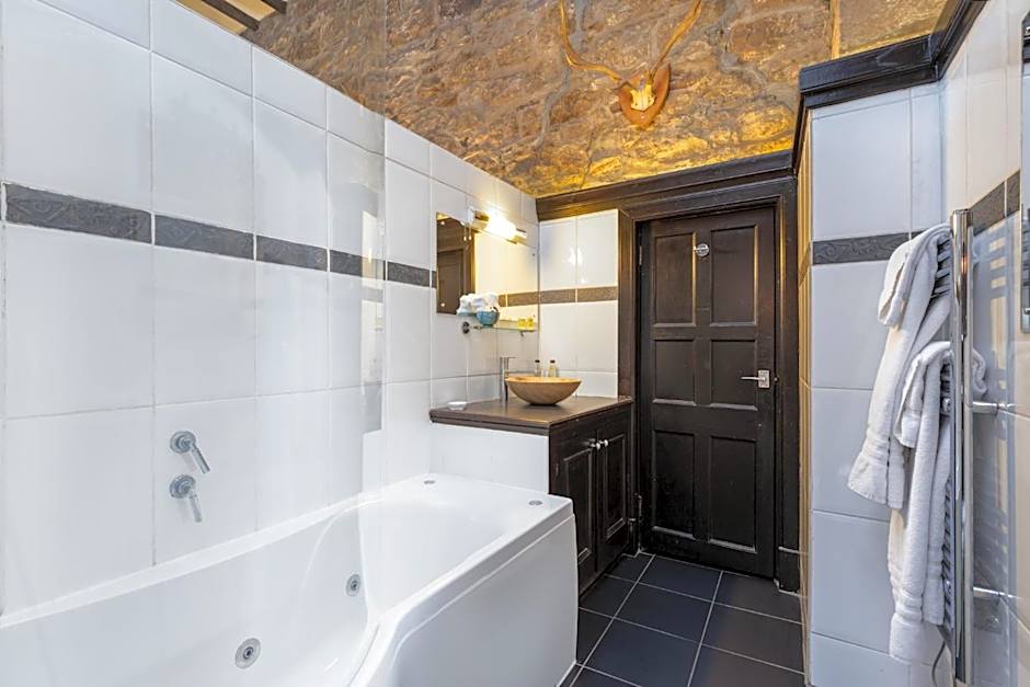 Dornoch Castle Hotel