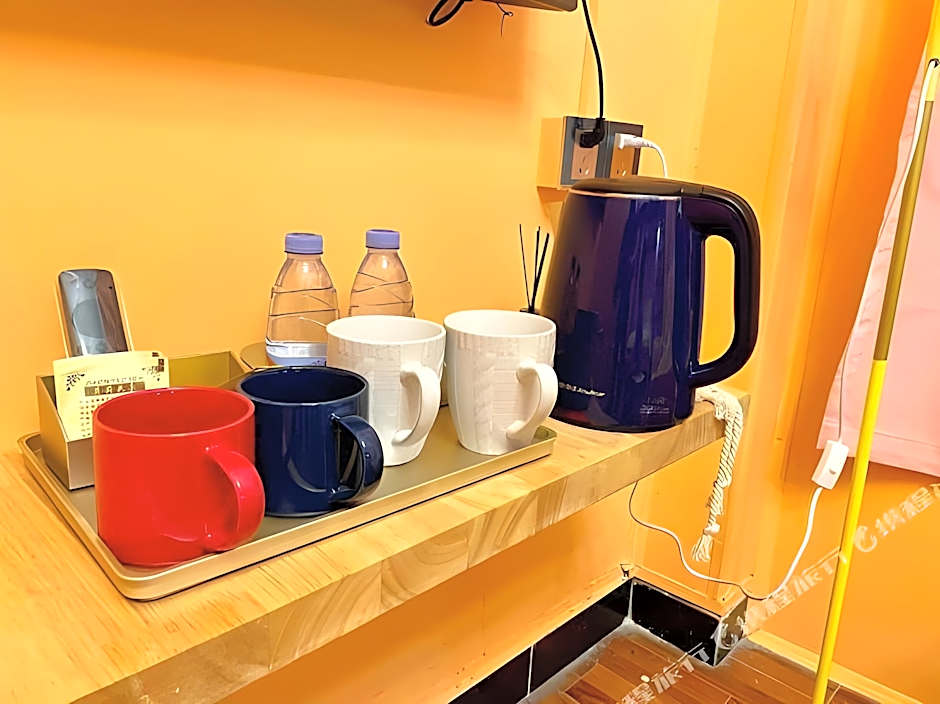 Chihiro Apartment (Guangzhou Shangxiajiu children's Hospital )