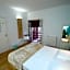 GuimaraesLiving - Hostel & Adventure