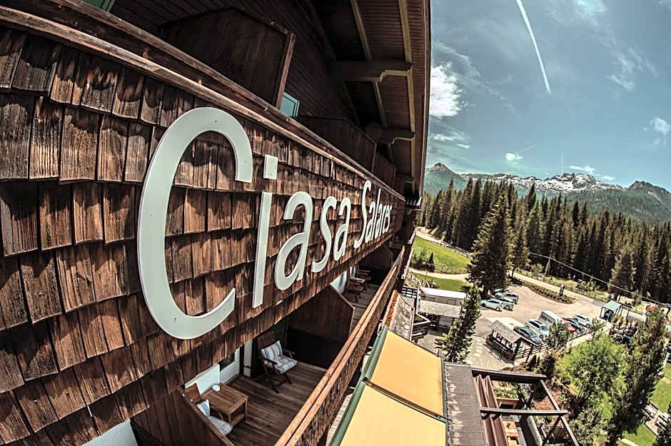 Hotel Ciasa Salares