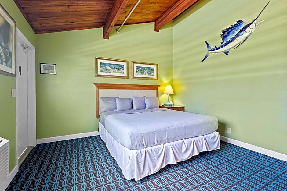 Oceanfront Inn, Inlet View Room, King Bed, #14