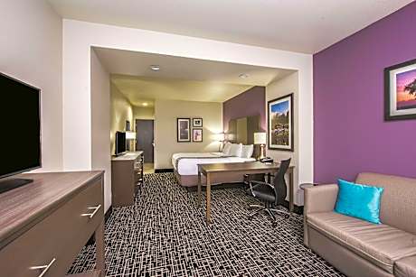 1 King Bed Executive Room