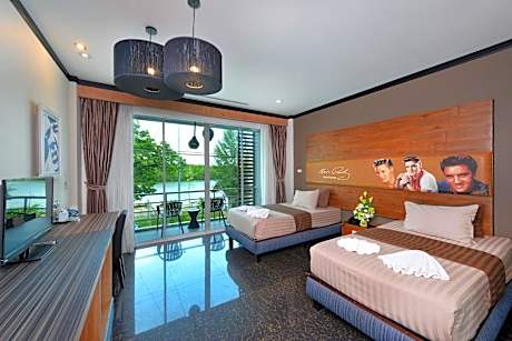 Superior Twin Room with Sea View