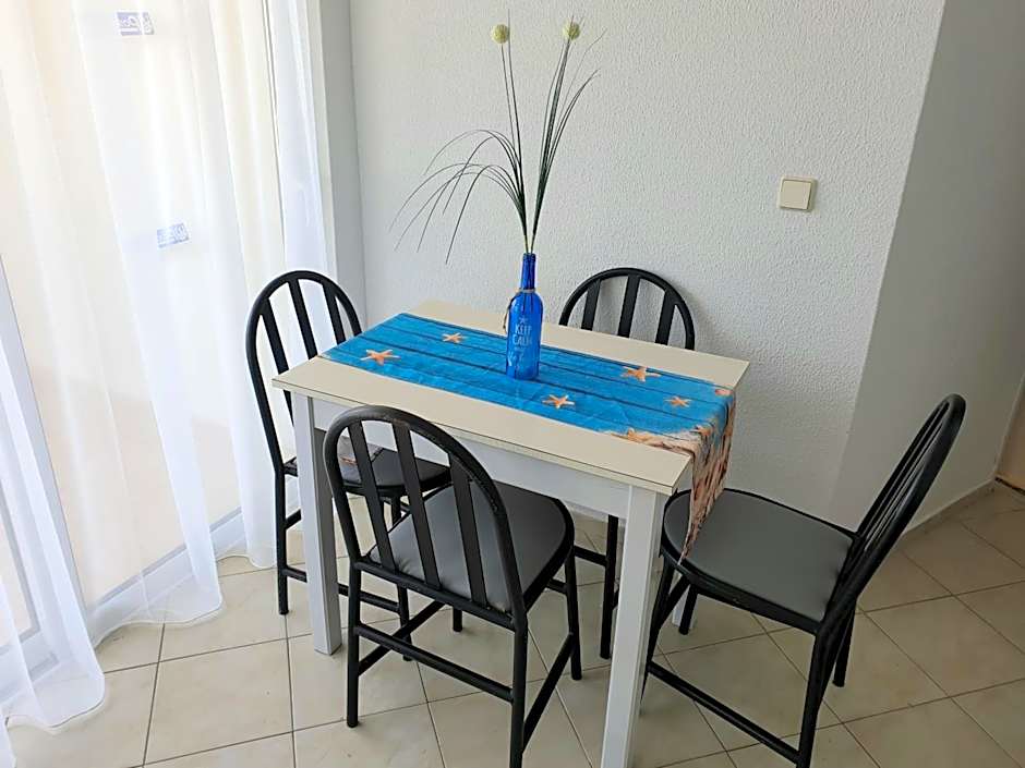 BLUE EYES APARTMENTS