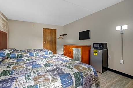 2 Queen Beds Non-Smoking