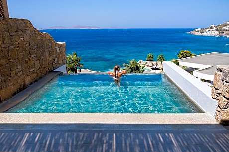 Amazon Mykonos Resort & Spa