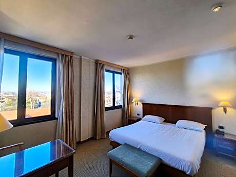 Hotel Excelsior Magenta