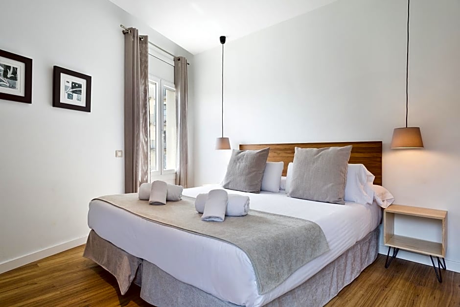 Amister Apartments