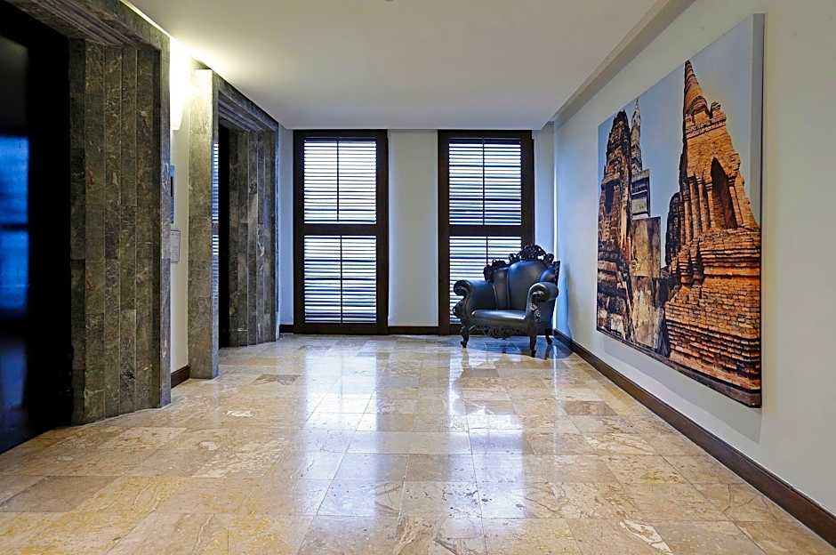 S33 Compact Sukhumvit Hotel