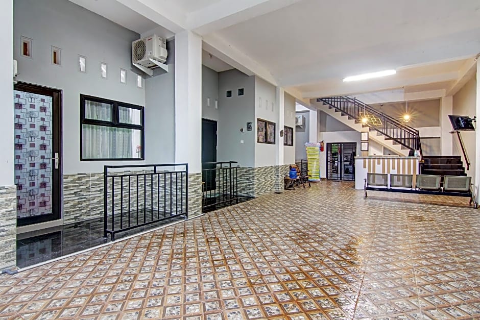 OYO 90704 Nabila Residence Syariah