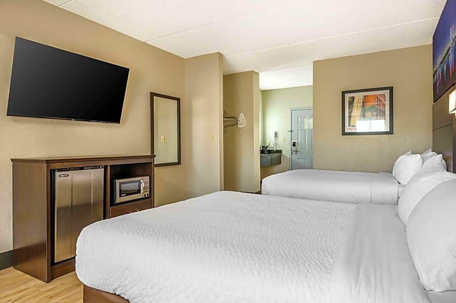 Clarion Pointe