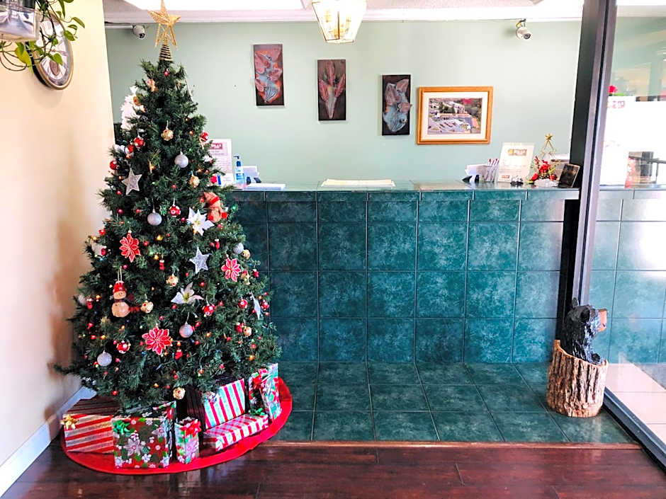 Relax Inn Perry National Fairgrounds Area I-75