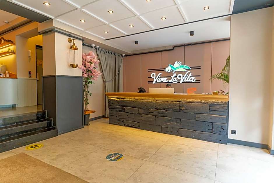 Viva La Vita Hotel