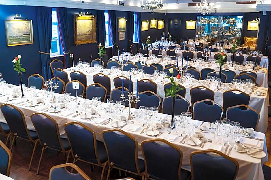 The Royal Burnham Yacht Club