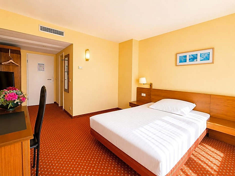 Quick Hotel Dresden 24H Self Check-in