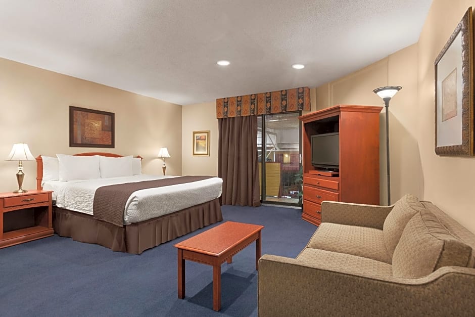 Days Inn & Conference Centre by Wyndham Blainville