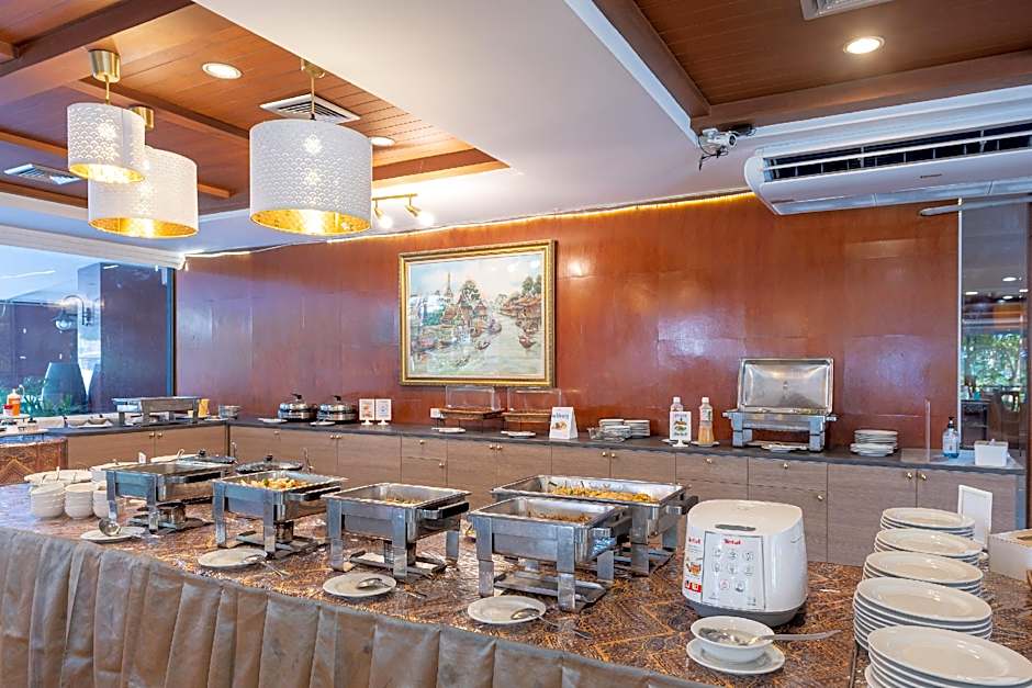 Nonthaburi Palace Hotel