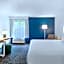 Spark by Hilton Newcomerstown