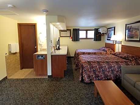 Deluxe Queen Room