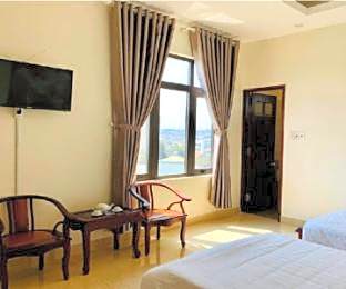 ELISA HOTEL