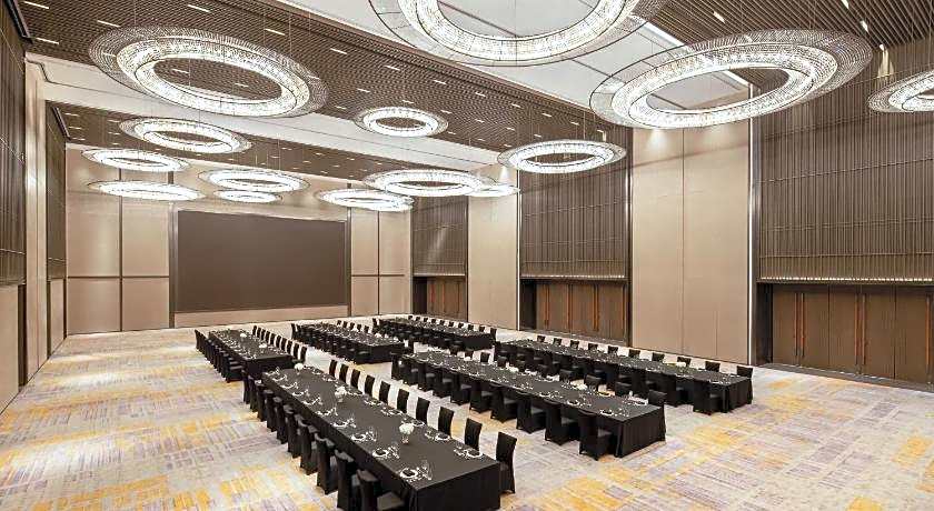 Crowne Plaza Qingdao Jinshui By IHG