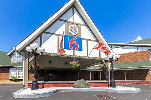 Motel 6-Trenton, ON