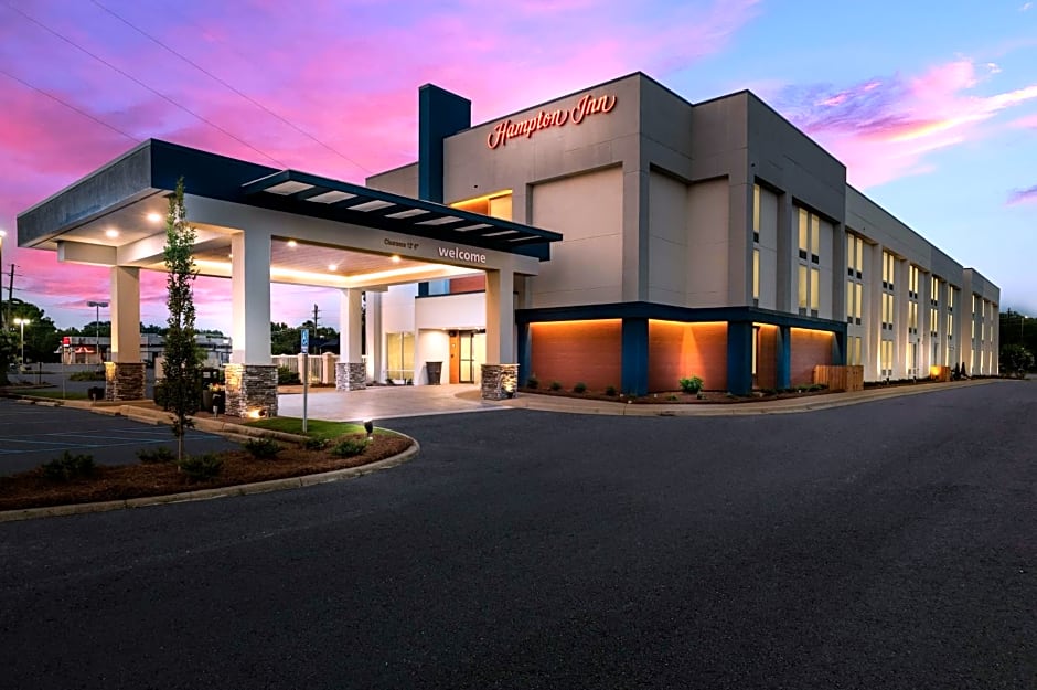 Hampton Inn By Hilton Gadsden