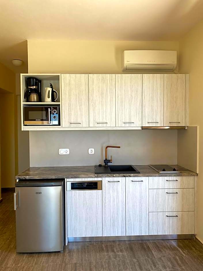 Thalassa House Apartments