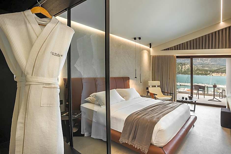 Canale Hotel & Suites