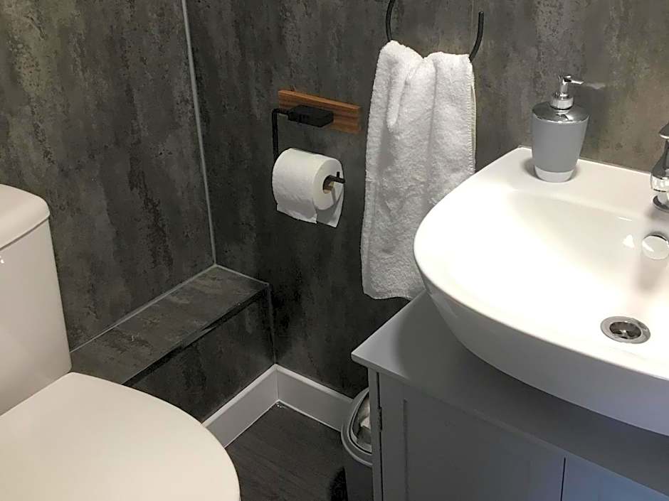 Highland Bridge Hotel