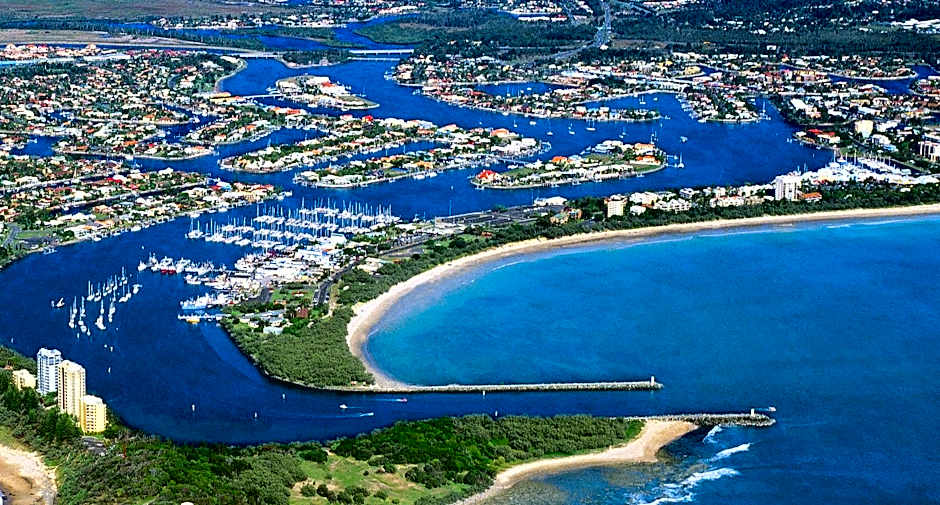 Mirra Chana Beachfront Apartments Mooloolaba