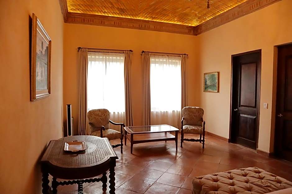 Hacienda Los Arcangeles